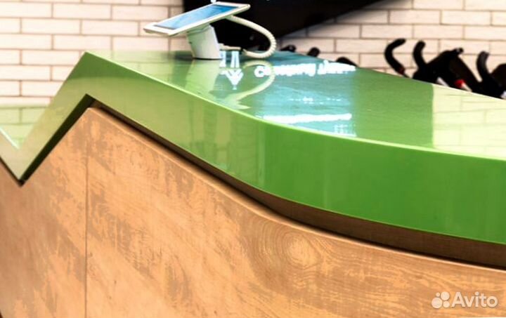 Барная стойка для бара кварцевого агломерата