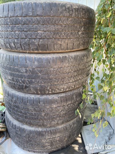 Bridgestone Dueler H/T 275/60 R20
