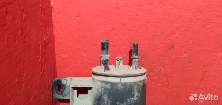 Форд Фокус 2 абсорбер топливный 1.8