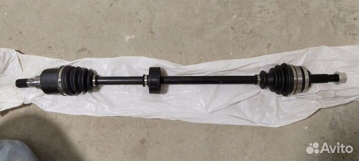 Правый привод Nissan Almera Classic