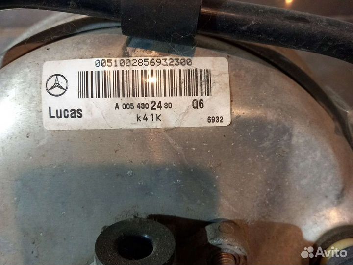 Вакуумный усилитель тормозов Mercedes W220