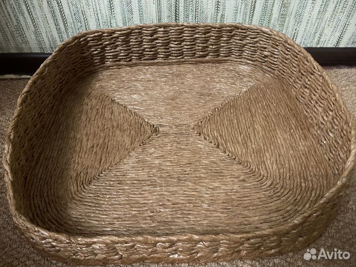 Плетенная лежанка для собак