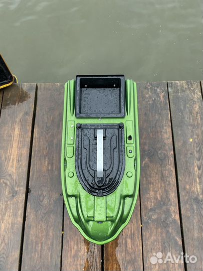 Рыболовный кораблик