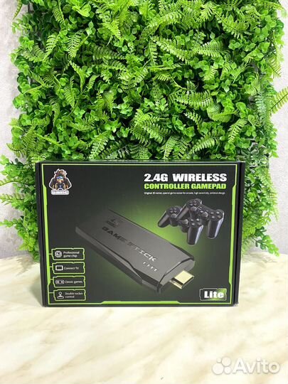 Игровая приставка ретро game stick wireless lite