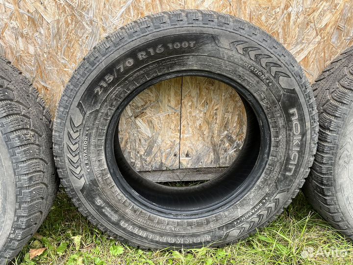 Комплект зимних шин r16