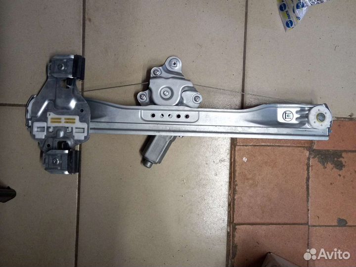 Стеклоподъемник задний левый chevrolet aveo T300