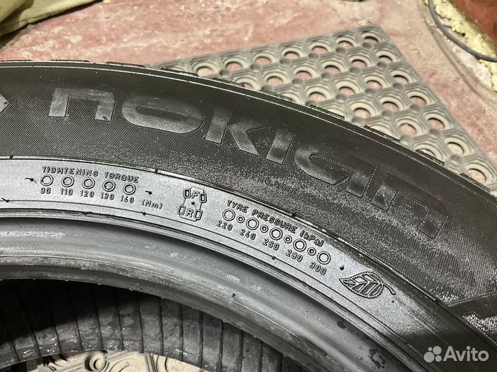 Nokian Tyres Hakkapeliitta 8 215/60 R16