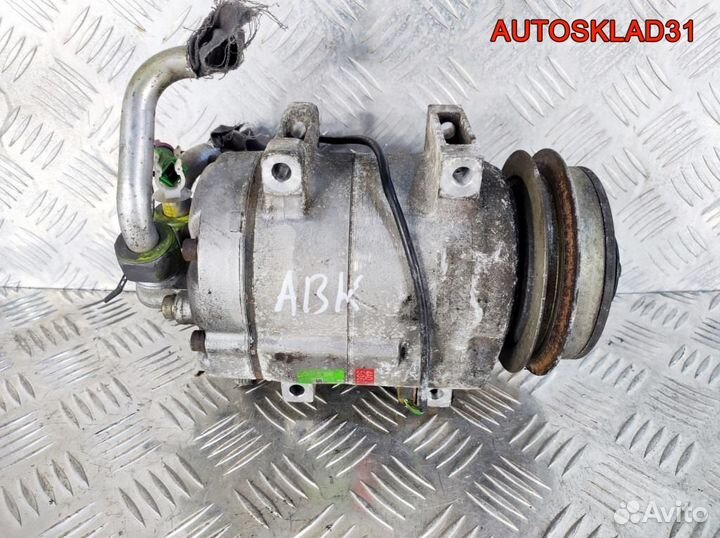 Компрессор кондиционера Audi A6 C4 4A0260805AE