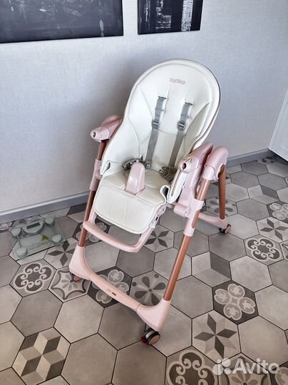 Стульчик для кормления peg perego