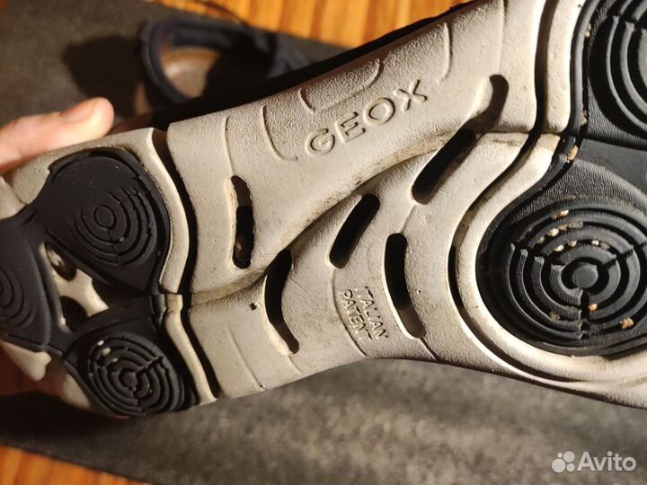 Кроссовки стелька 28,5см geox 44p