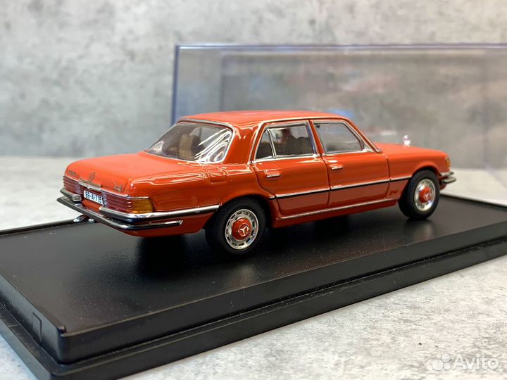 Коллекционная модель Mercedes-Benz 450SEL 1:43