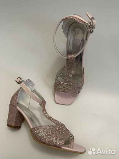 Туфли для девочки 33 размер