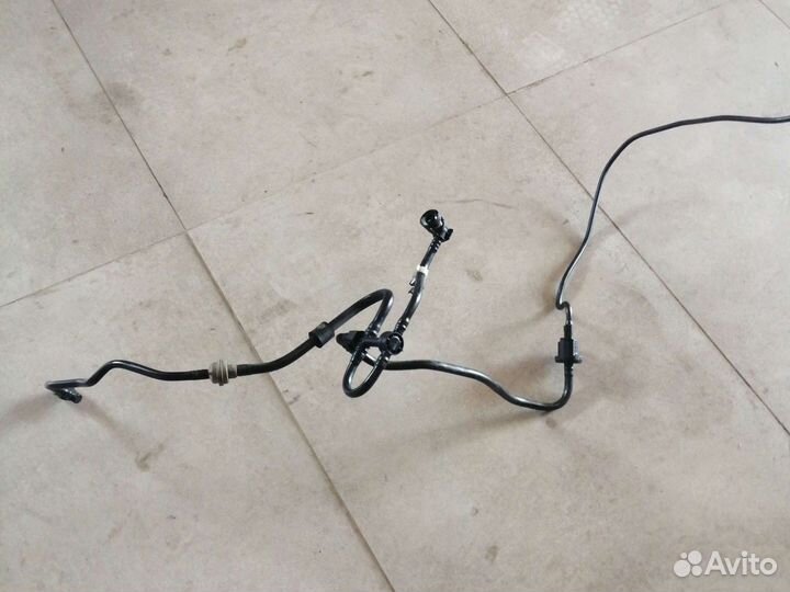 Трубка на вольво s 60 v 60 1,6t