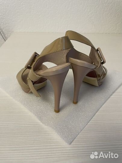 Босоножки женские 33 размер
