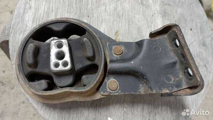 Опора двигателя ваз 2108