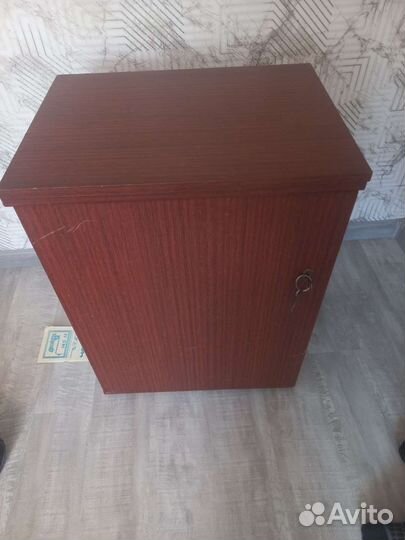 Швейная машина Чайка 143