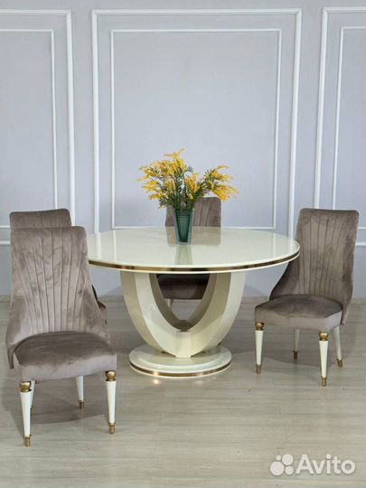 Кухонный стол. Доставка по всей России