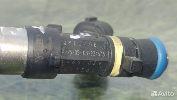 Форсунка топливная Mitsubishi Lancer CY4A 4B11