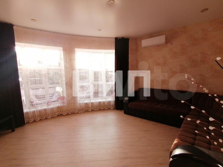 Дом 105 м² на участке 4 сот.