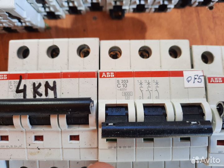 Автомат защиты ABB