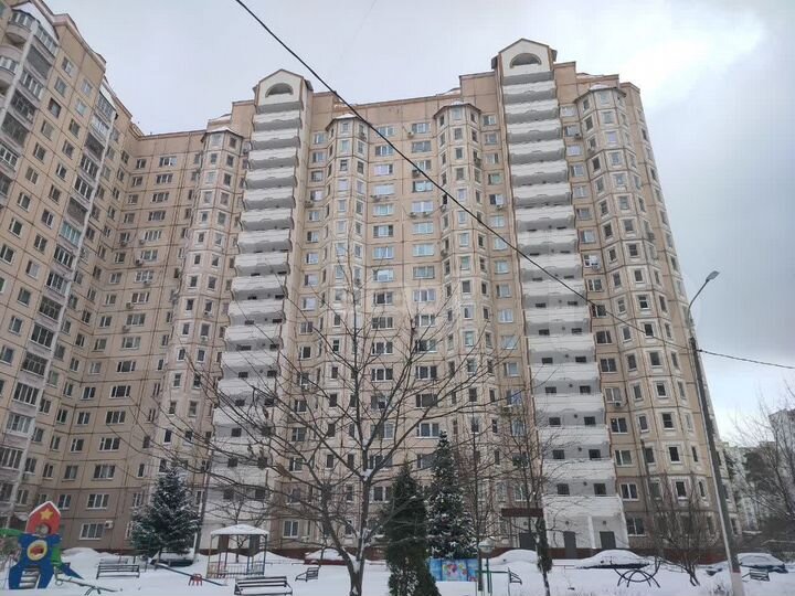 2-к. квартира, 77,8 м², 14/17 эт.