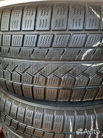 Toyo Open Country W/T 255/55 R18