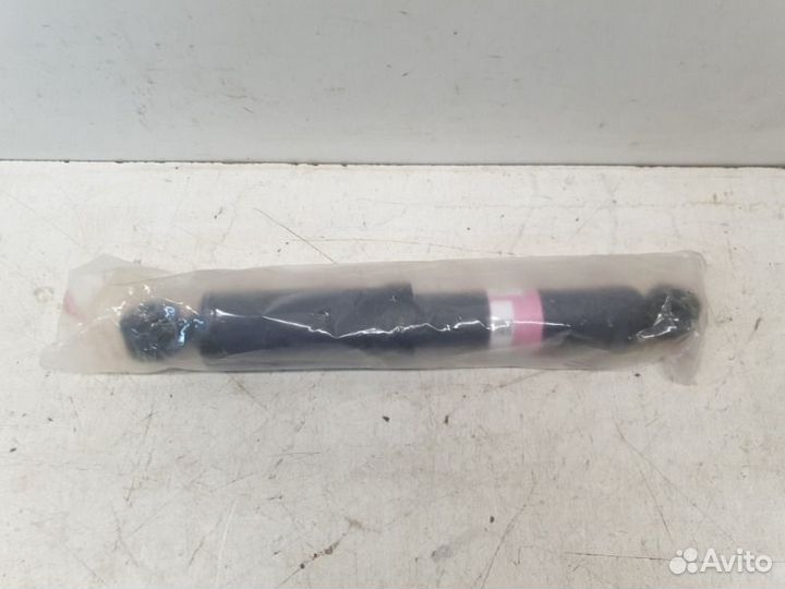 Амортизатор задний правый Toyota Rav4 30 2005-2012