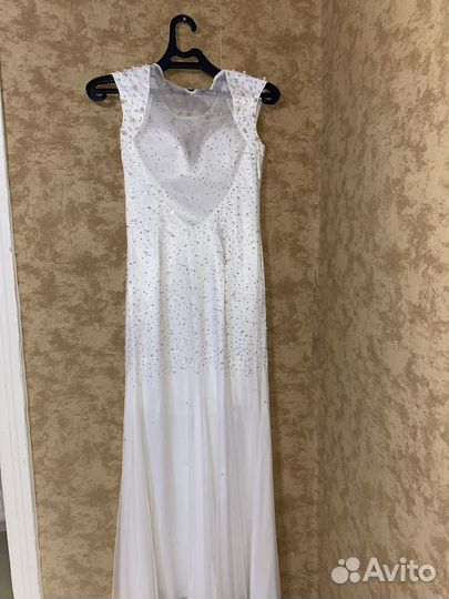 Нарядное платье