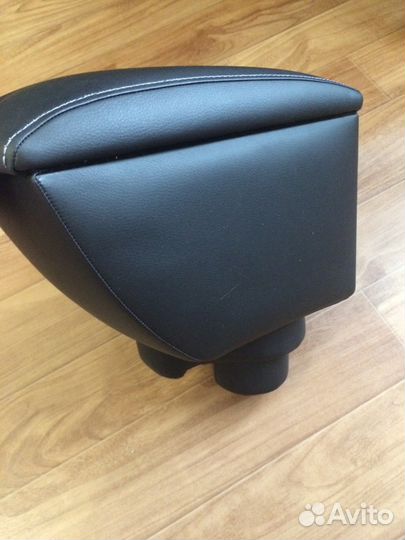 Подлокотник Kia Rio 4 вставной, экокожа