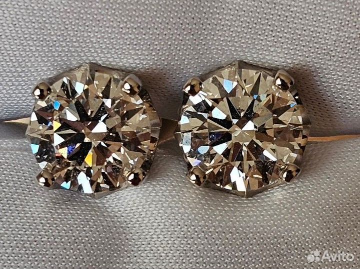 Золотые пусеты с бриллиантами 4,10 карат