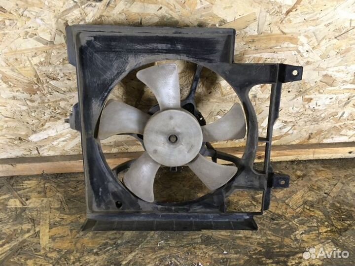 Вентилятор двс Nissan Micra K 11