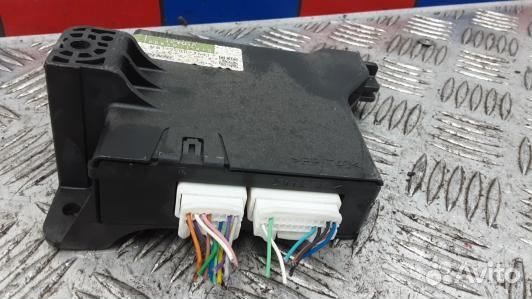 Блок управления toyota auris E150 (PBE06NC01)