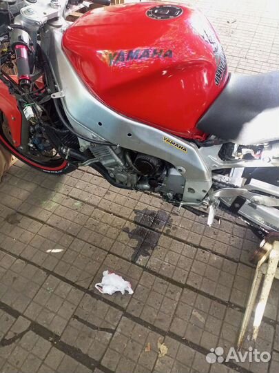 Yamaha YZF 1000 R Thunderace