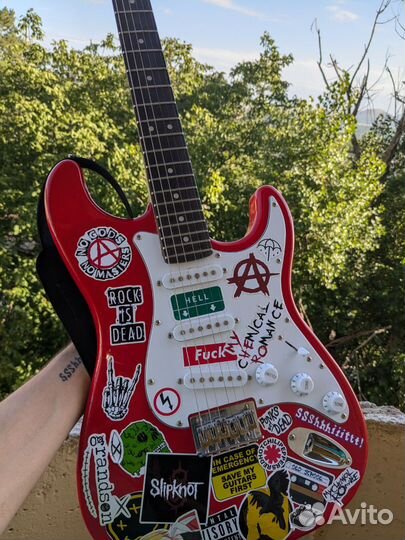 Электрогитара Fender Stratocaster