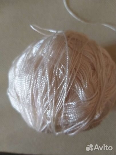 Нитки капроновые и хлопковые