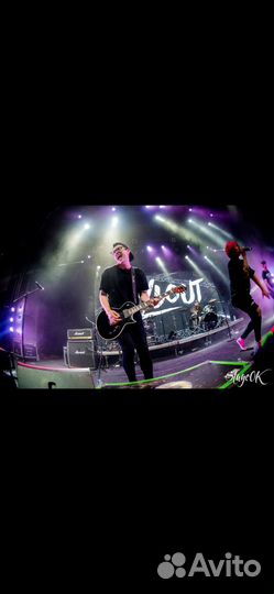 Преподаватель по игре на гитаре