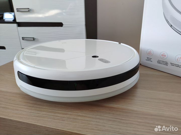 Робот-пылесос Xiaomi Mi Robot Vacuum Mop