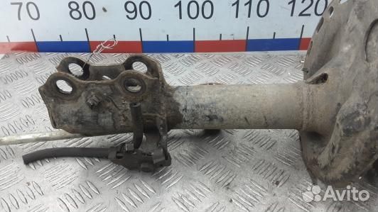 Стойка передняя левая toyota RAV 4 ZSA3 (KBE03K501