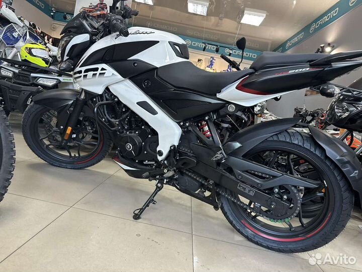 Мотоцикл bajaj Pulsar NS 200