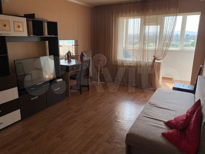 2-к. квартира, 50 м², 6/7 эт.