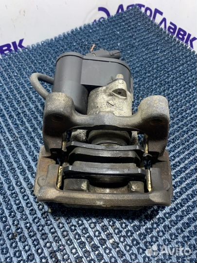 Суппорт Volkswagen Passat