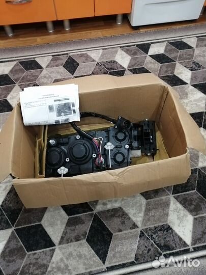 Автомобильная фара