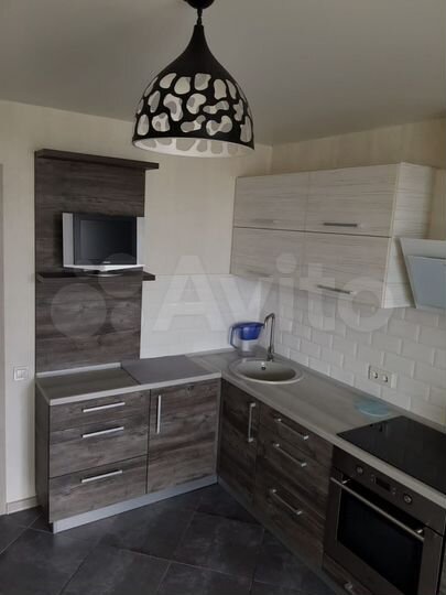 1-к. квартира, 38 м², 8/10 эт.