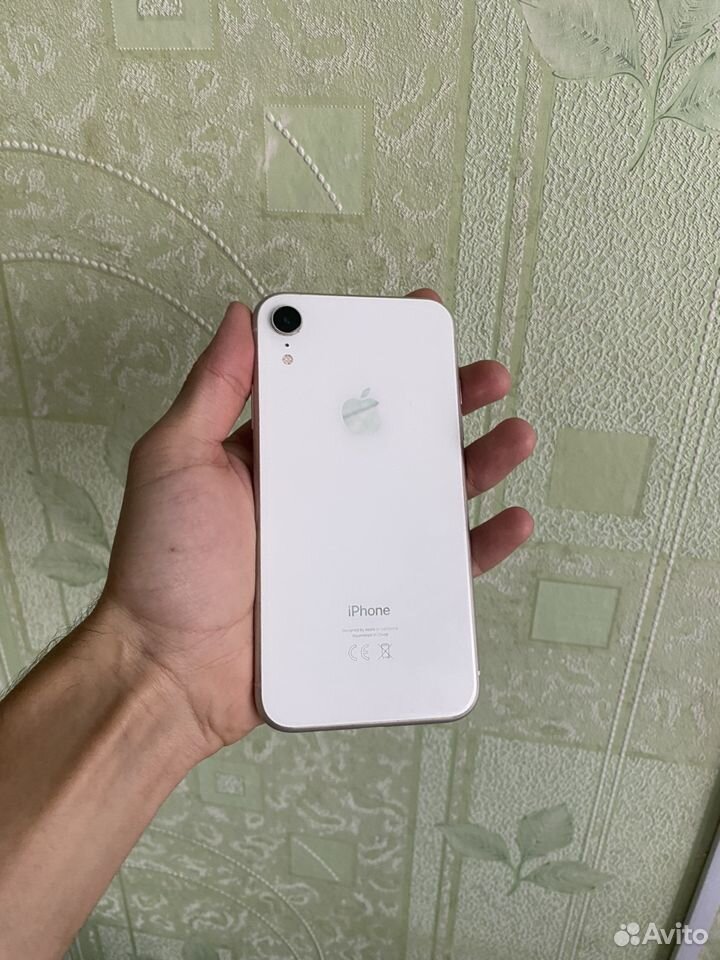 iPhone Xr, 64 ГБ