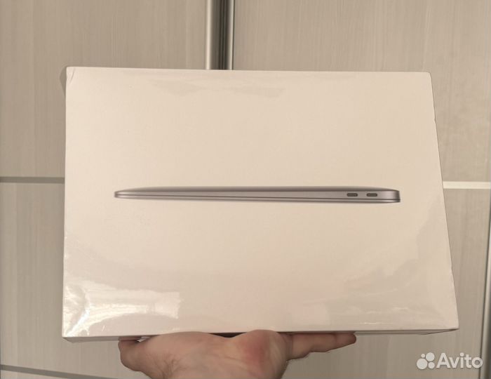 Macbook air 13 m1 8/256