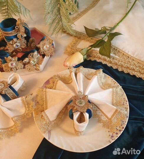 Украшения стола