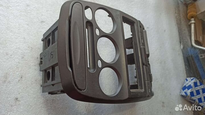 Накладка на торпеду Hyundai Accent