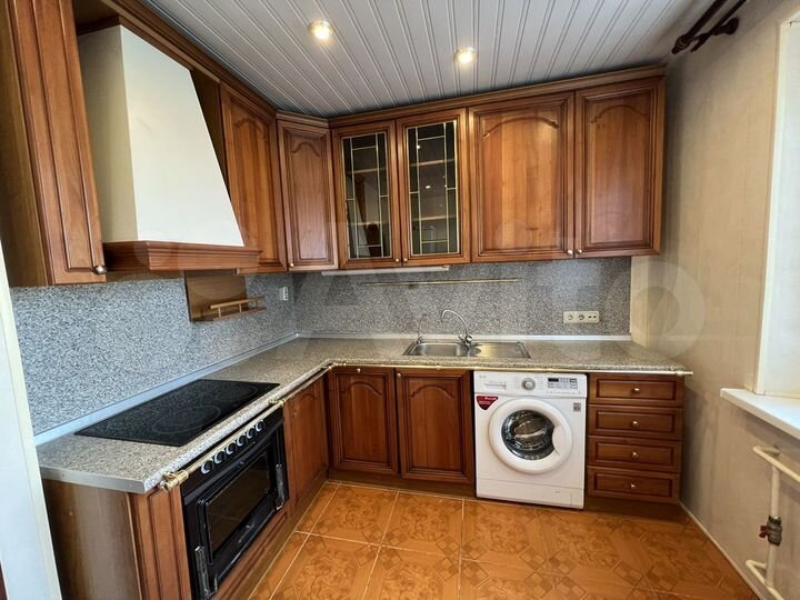 3-к. квартира, 72 м², 6/9 эт.