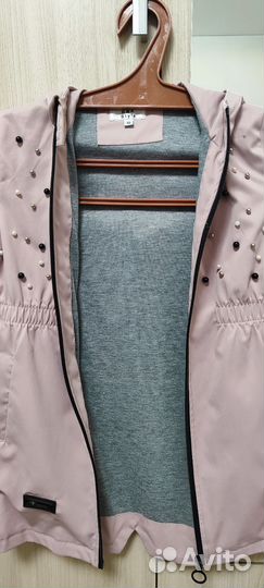 Ветровка для девочки