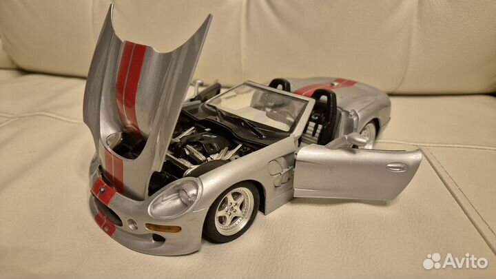 Коллекционная машинка Shelby Series 1